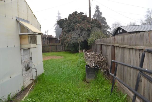 2327 S Garden Street, Visalia, CA 93277