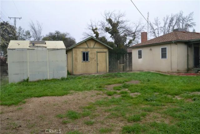 2327 S Garden Street, Visalia, CA 93277