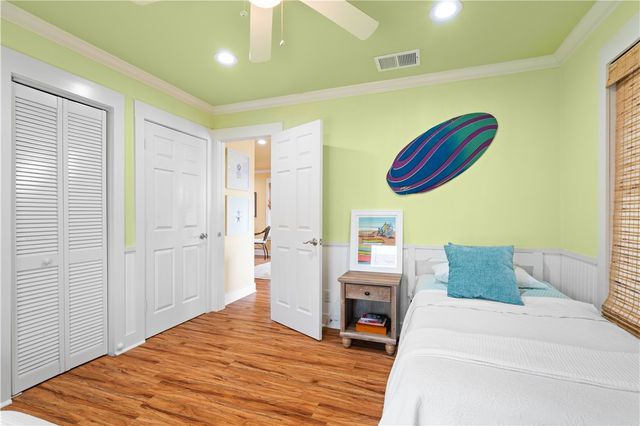 1419 S Magnolia, Rockport, TX 78382