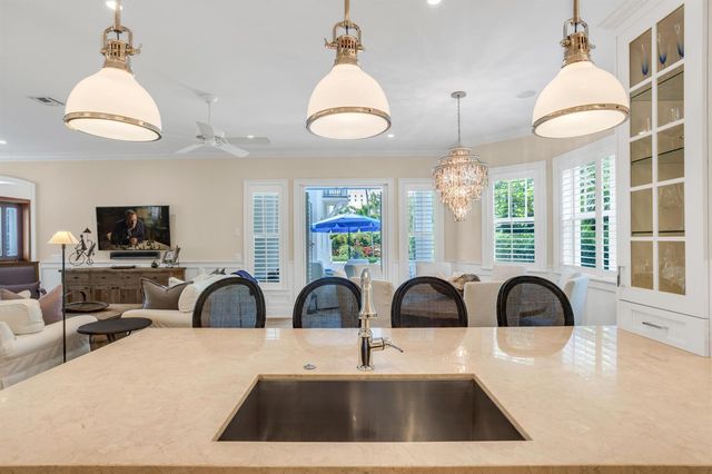 110 Sea Lane, Delray Beach, FL 33483