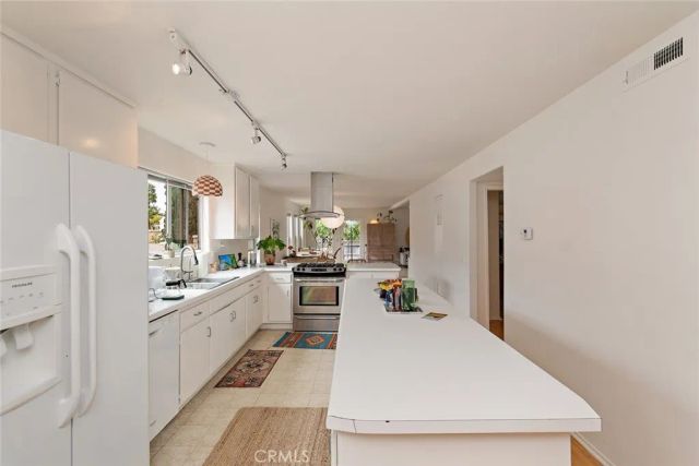 241 Horizon Avenue, Venice, CA 90291