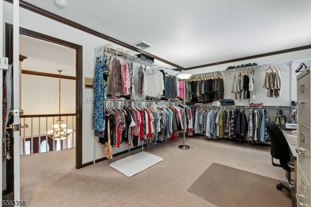 28 Battle Ridge Trl, Totowa Boro, NJ 07512