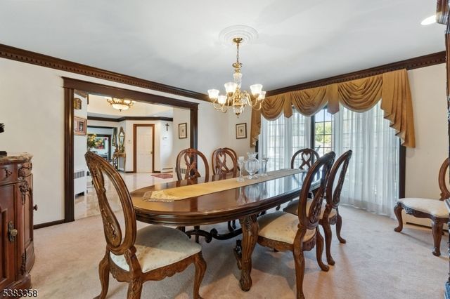 28 Battle Ridge Trl, Totowa Boro, NJ 07512