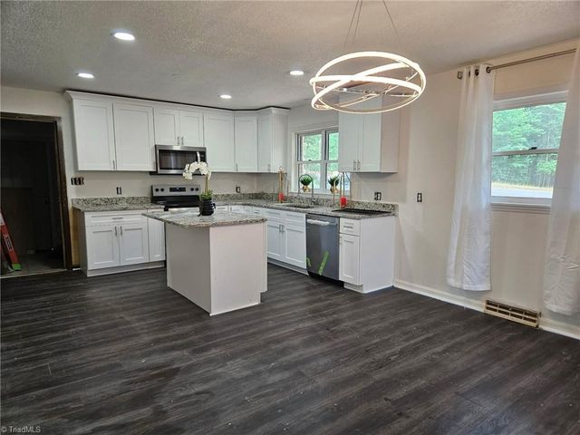 3298 E NC Highway 89 E, Walnut Cove, NC 27052