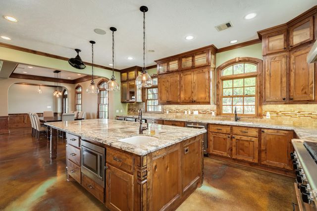 5022 Riverview Drive CR930, Alvin, TX 77511