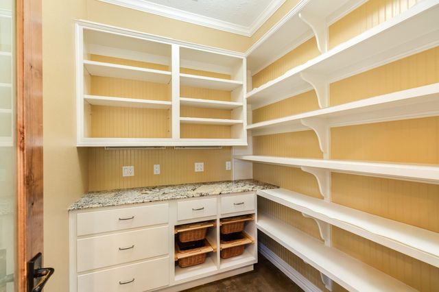 5022 Riverview Drive CR930, Alvin, TX 77511