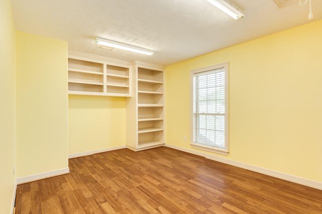 5022 Riverview Drive CR930, Alvin, TX 77511