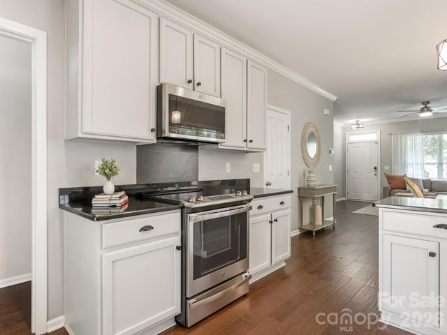 7118 Blakeney Greens Boulevard, Charlotte, NC 28277