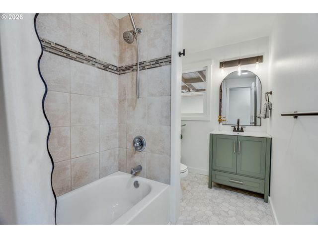 11755 Sw BAKER St, Beaverton, OR 97008