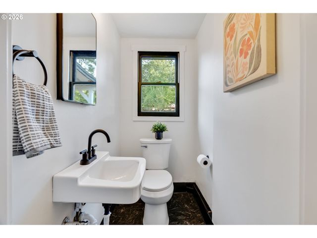 11755 Sw BAKER St, Beaverton, OR 97008