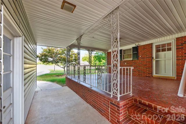 2639 Mount Olive Church Road, Newton, NC 28658