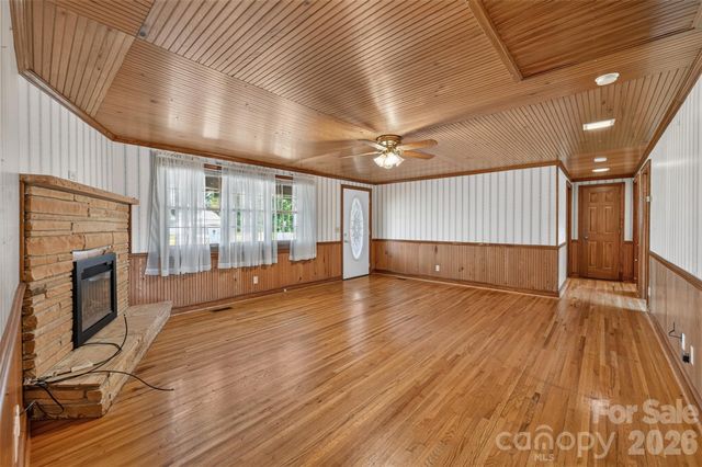 2639 Mount Olive Church Road, Newton, NC 28658