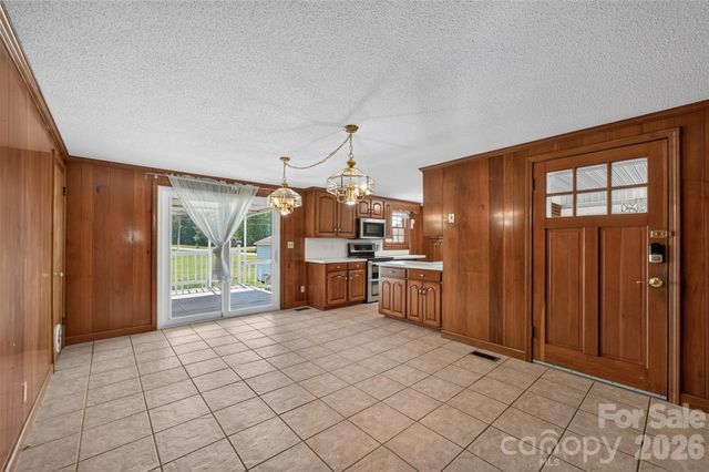 2639 Mount Olive Church Road, Newton, NC 28658