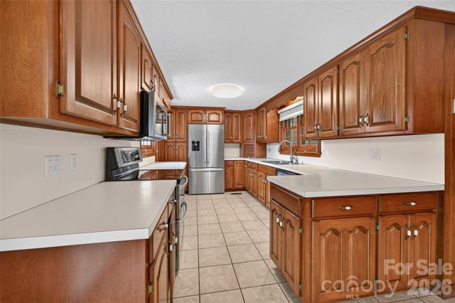 2639 Mount Olive Church Road, Newton, NC 28658