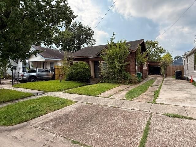 5136 Leeland Street, Houston, TX 77023