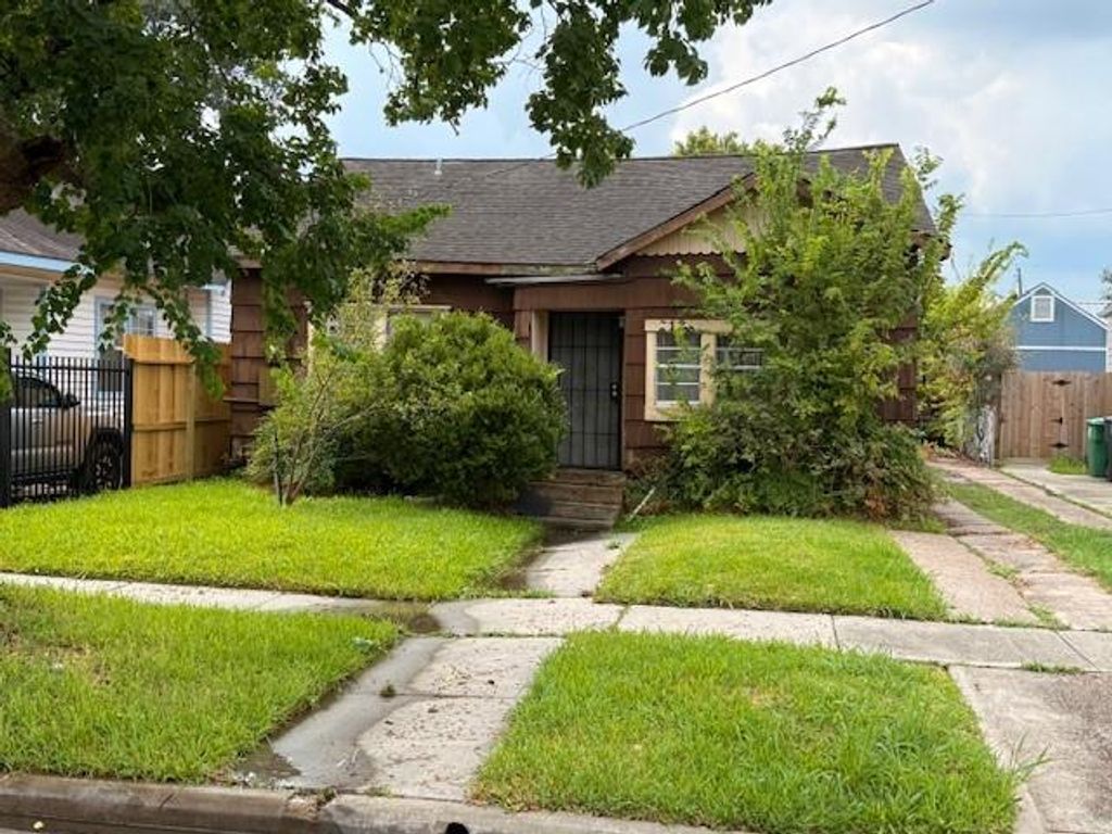 5136 Leeland Street, Houston, TX 77023