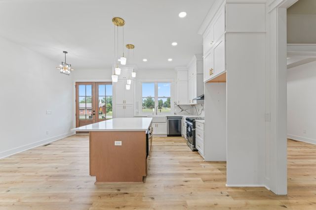 1601 Old Estill Springs Rd, Tullahoma, TN 37388