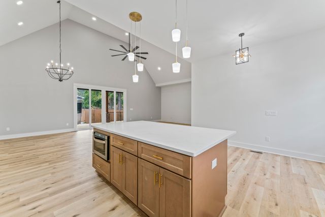 1601 Old Estill Springs Rd, Tullahoma, TN 37388