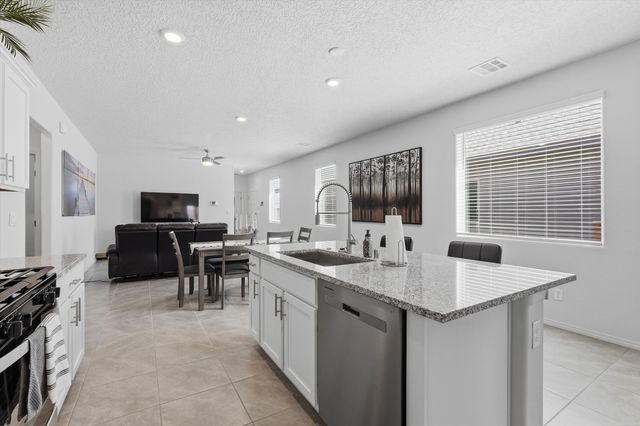 2420 Talisker Street NE, Rio Rancho, NM 87144