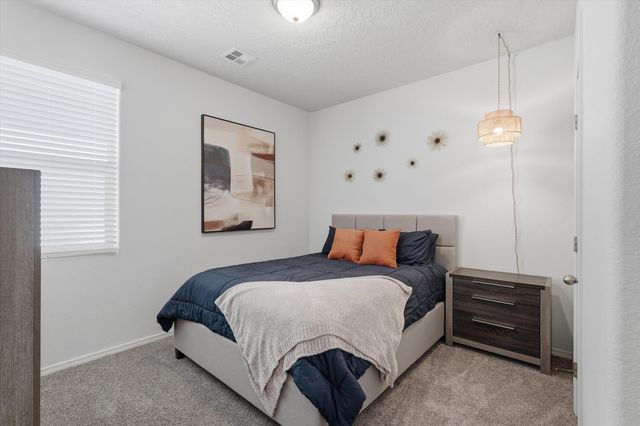 2420 Talisker Street NE, Rio Rancho, NM 87144