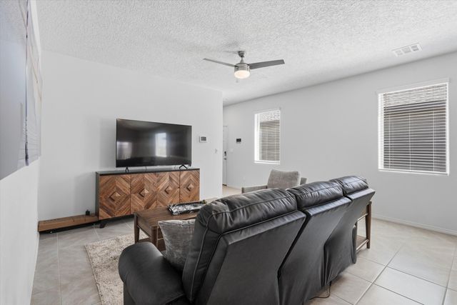 2420 Talisker Street NE, Rio Rancho, NM 87144