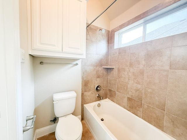 7048 Fullerton Circle, Frisco, TX 75035