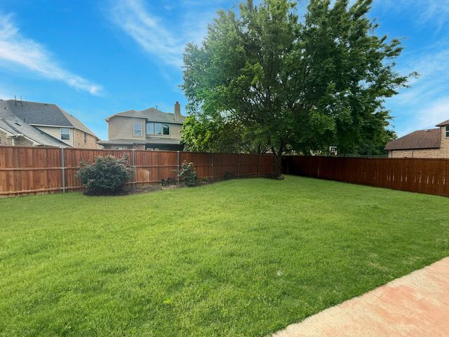 7048 Fullerton Circle, Frisco, TX 75035