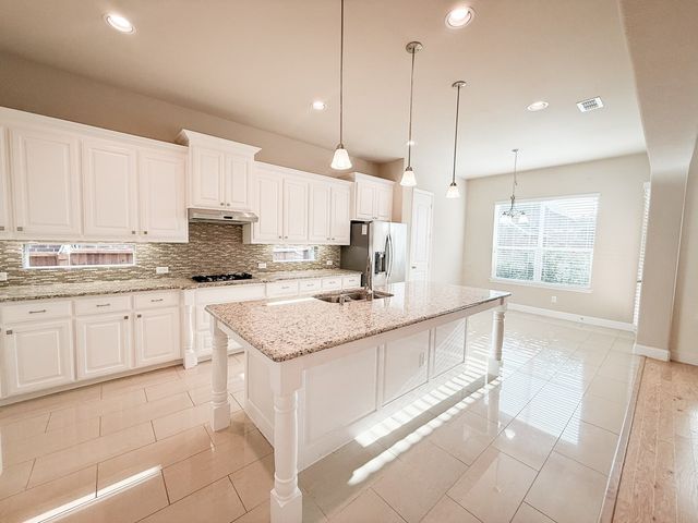 7048 Fullerton Circle, Frisco, TX 75035