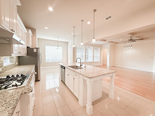 7048 Fullerton Circle, Frisco, TX 75035