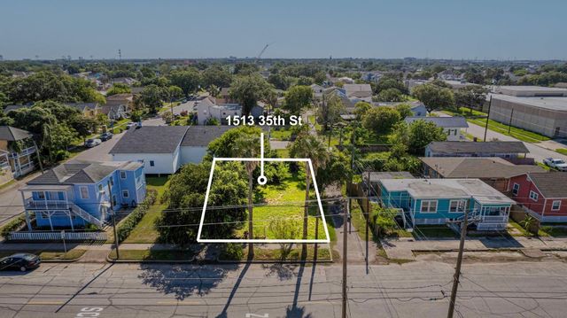 1513 35th Street, Galveston, TX 77550