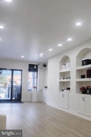 2334 E YORK ST, Philadelphia, PA 19125