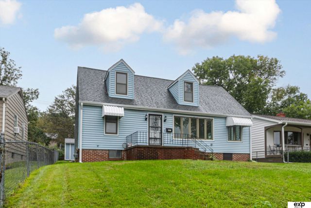 2521 S 43rd Street, Omaha, NE 68105