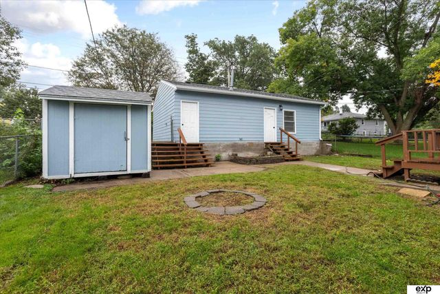 2521 S 43rd Street, Omaha, NE 68105