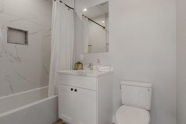 17 Chestnut Ave 3, Boston, MA 02130