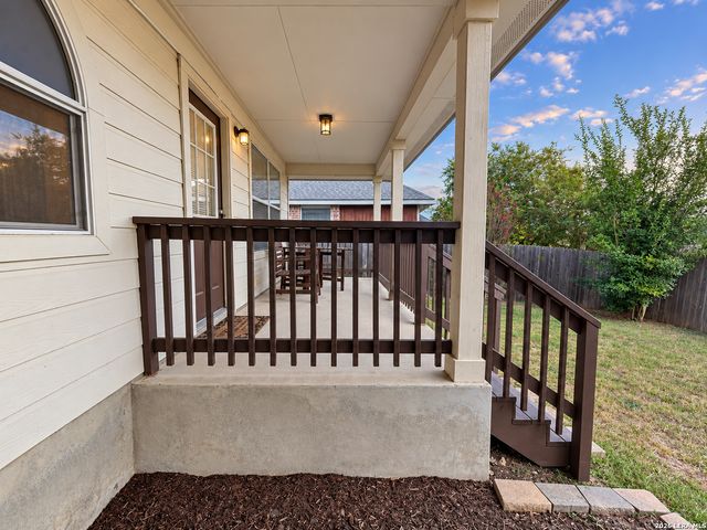 2414 DOVE CROSSING DR, New Braunfels, TX 78130