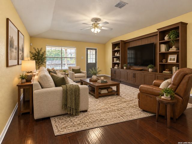 2414 DOVE CROSSING DR, New Braunfels, TX 78130