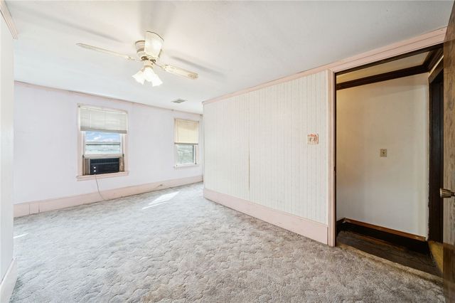 111 Hayden Ln, West Newton, PA 15089