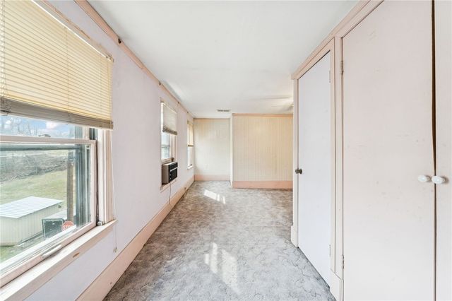 111 Hayden Ln, West Newton, PA 15089