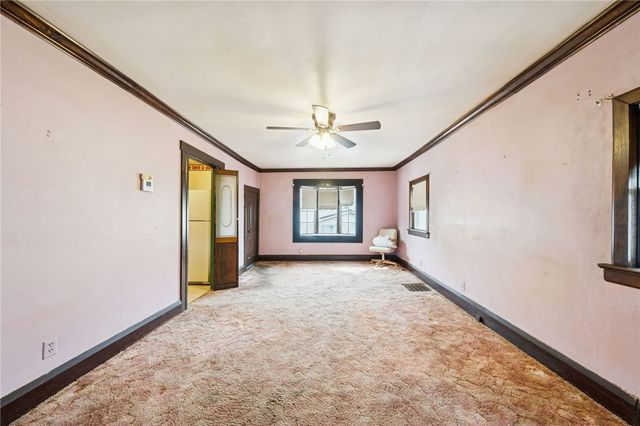 111 Hayden Ln, West Newton, PA 15089