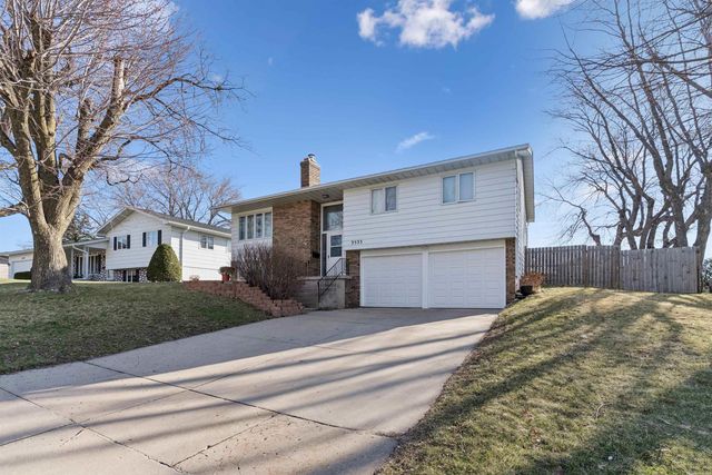 3535 Monticello Avenue, Waterloo, IA 50701