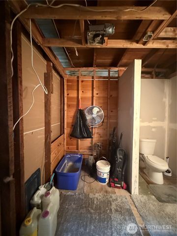 1102 Water Street, Raymond, WA 98577