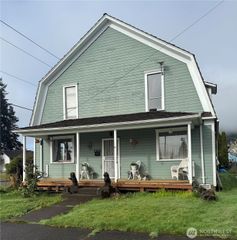 1102 Water Street, Raymond, WA 98577