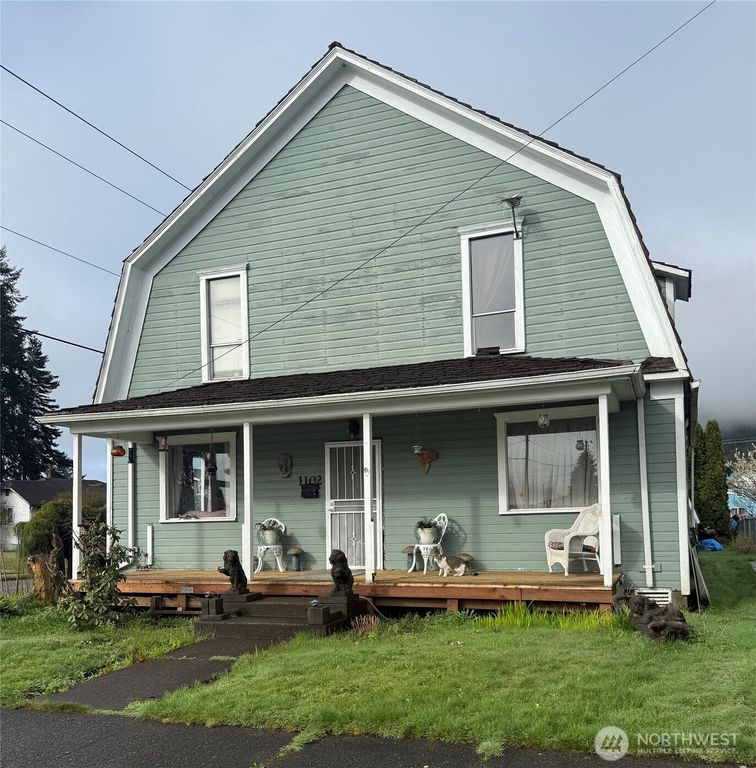 1102 Water Street, Raymond, WA 98577