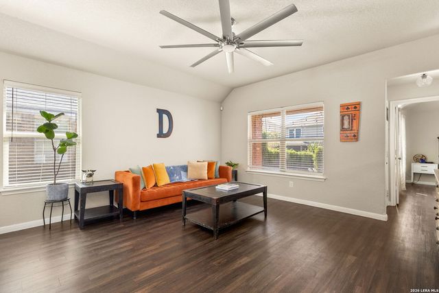 417 PRICKLY PEAR DR, Cibolo, TX 78108