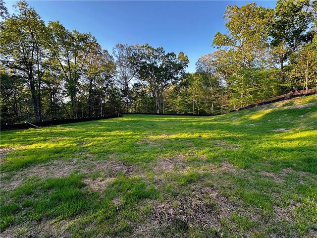 1945 W Paces Ferry Road NW, Atlanta, GA 30327