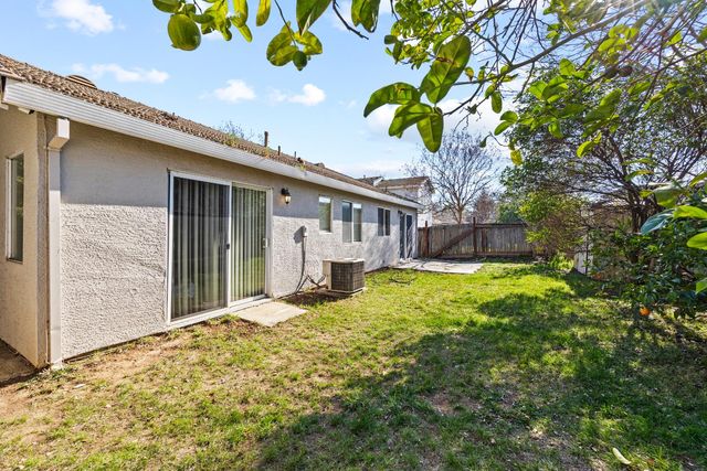 8926 Generations Ct, Elk Grove, CA 95758