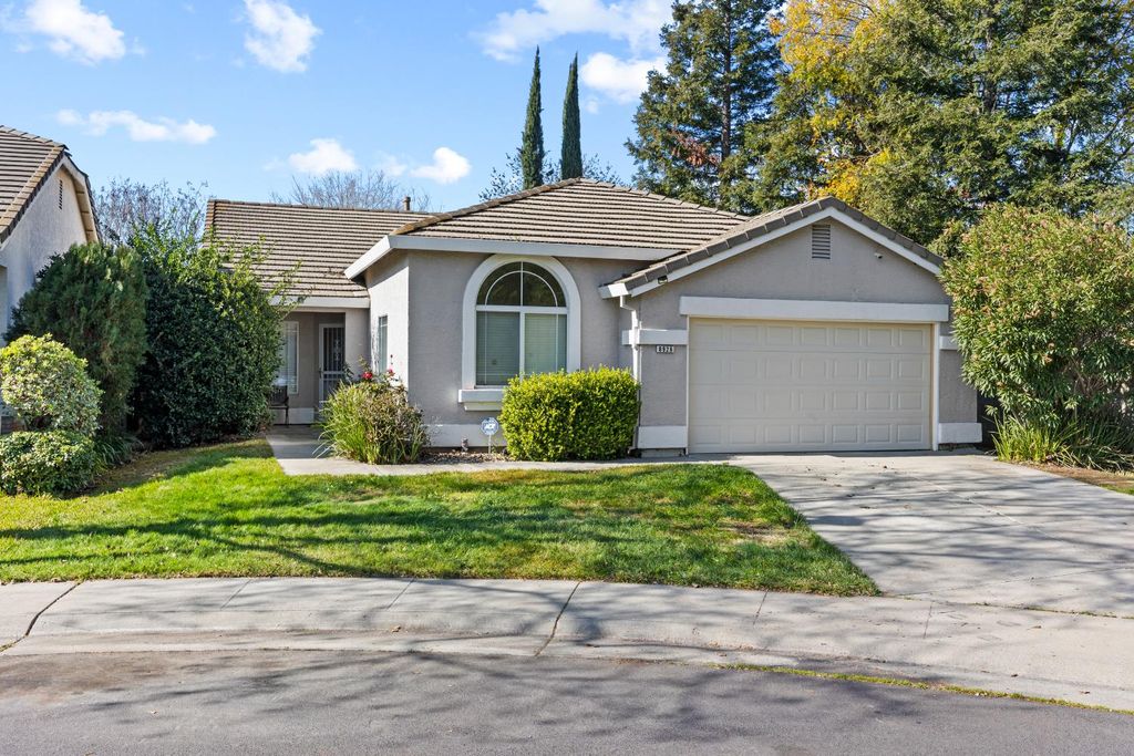 8926 Generations Ct, Elk Grove, CA 95758