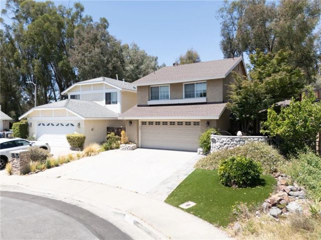27061 Springwood Circle, Lake Forest, CA 92630