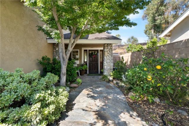 27061 Springwood Circle, Lake Forest, CA 92630