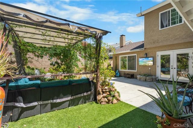 27061 Springwood Circle, Lake Forest, CA 92630